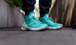 李宁羽毛球鞋最新爆料,科技升级，性能再突破