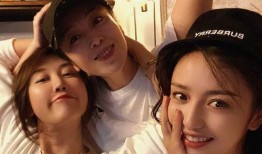 狗仔爆料最新恋情视频,明星甜蜜恋情曝光，甜蜜瞬间引网友热议